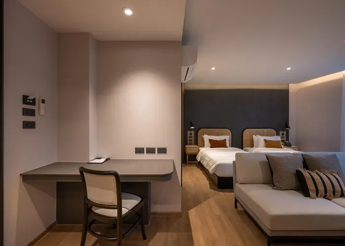 Hotel The Moment 4*
