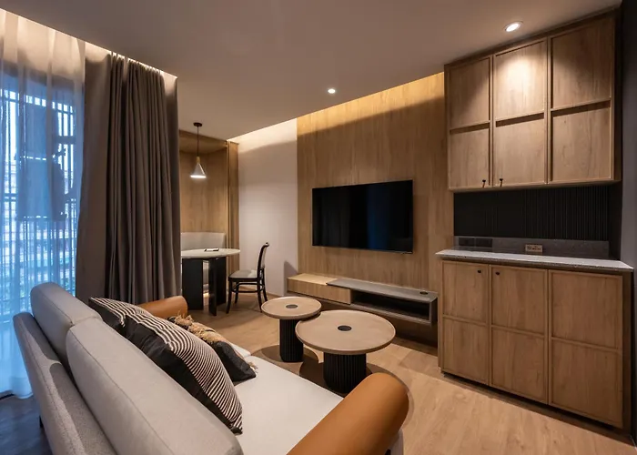 The Moment 4* Bangkok